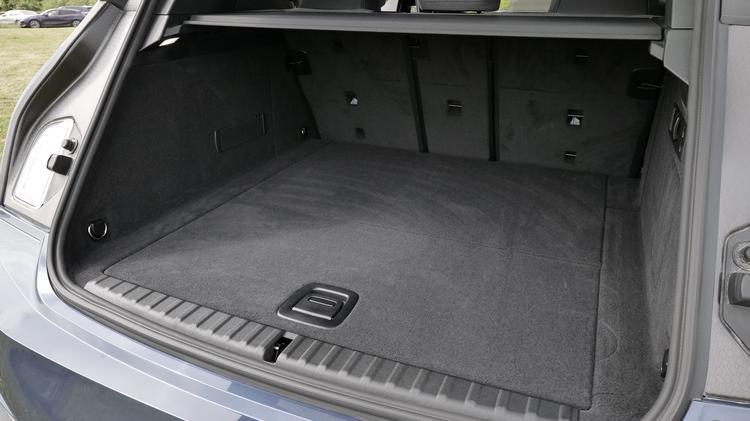 BMW iX1 ELECTRIC ESTATE 150kW eDrive20 Shadow Ed 65kWh 5dr Auto [Tech+]
